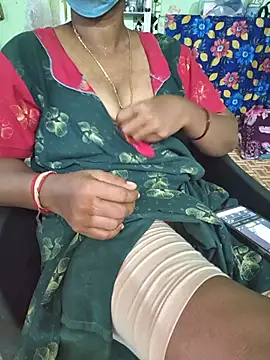 Tamilselviroja- webcam show