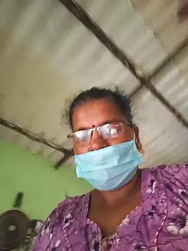 Tamilselviroja- লাইভ XXX চ্যাট