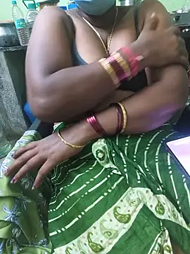 Živý XXX chat Tamilselviroja-