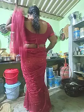 Tamilselviroja- Show in webcam