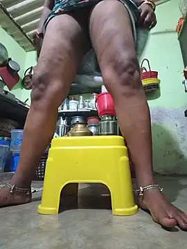 Živý XXX chat Tamilselviroja-
