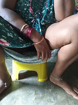 Tamilselviroja- Live XXX-Chat