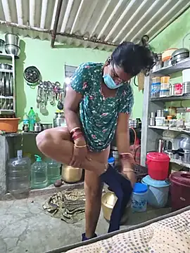 แชท XXX สดของ Tamilselviroja-