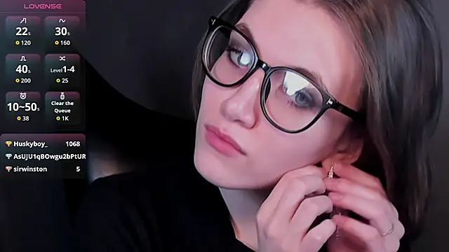 Chatroom XXX en direct de CathyAdams