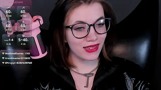 CathyAdams élő XXX-chatje
