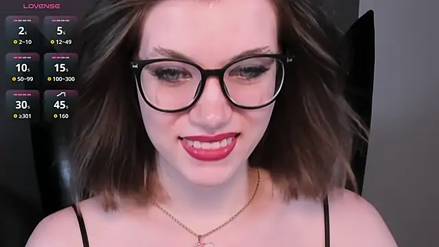 צ'אט XXX בשידור חי של CathyAdams