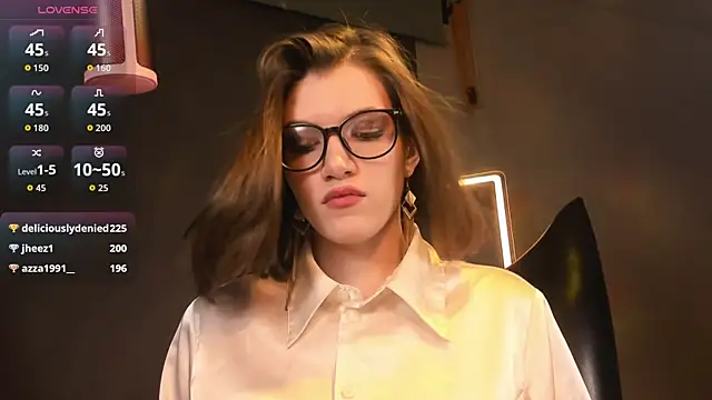 Živý XXX chat CathyAdams