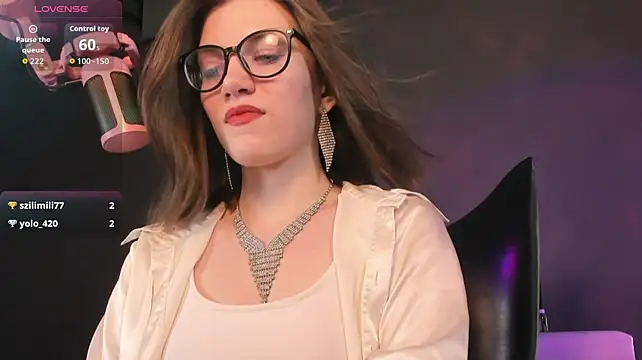 Chat XXX en directo de CathyAdams
