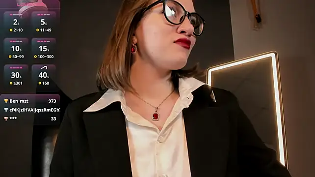 دردشة CathyAdams الجنسية المباشرة