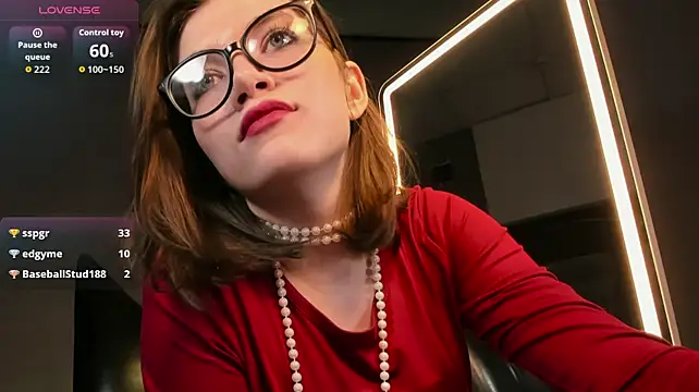 XXX chat uživo modela CathyAdams