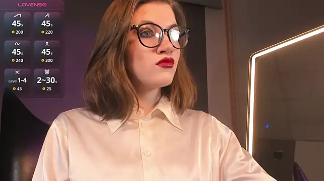 XXX chat uživo modela CathyAdams