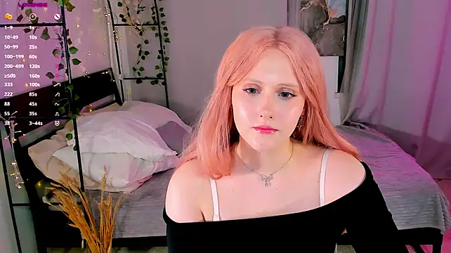 DelilahTaylor XXX чат на живо