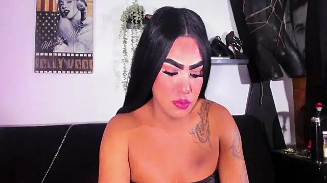 RobertaxGutierrez Adlı Modelin Web Kamerası Şovu