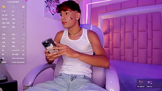 cherub_ Webcam-Show