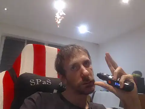 Show de iLoveElusiveCats na webcam