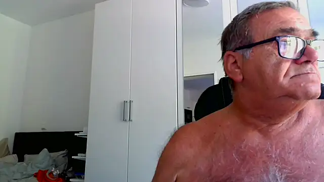 Show modela horstchen na web-kameri