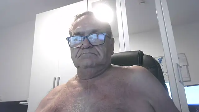 Show modela horstchen na web-kameri