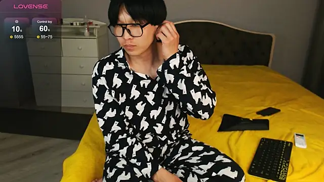 KaiChicken Show in webcam