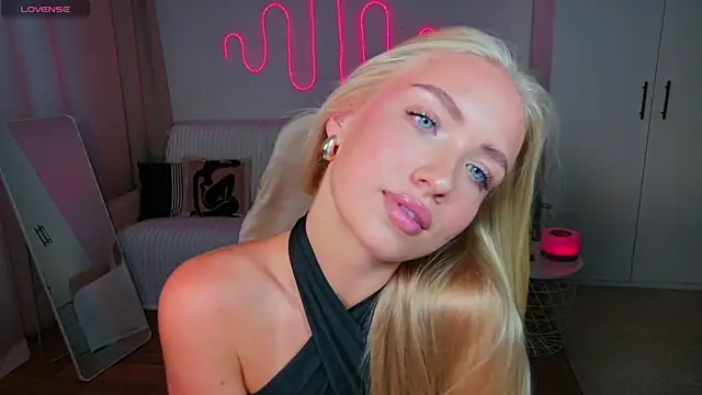 Chat XXX en directo de TessaGrays