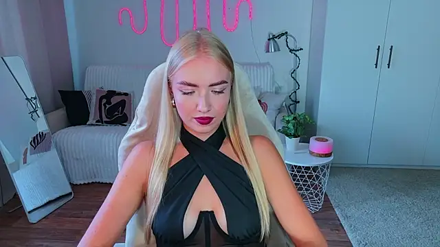 TessaGrays' Live XXX Chat