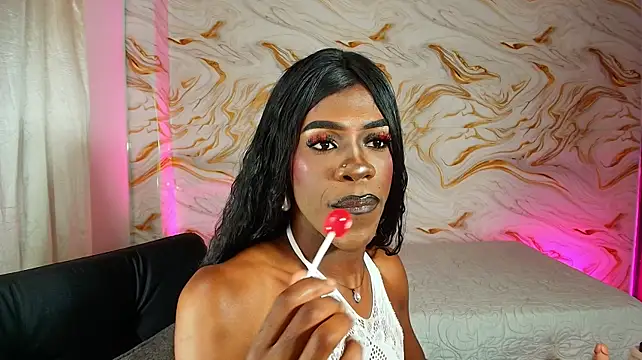 הופעת וובקאם של EbonyHansNight
