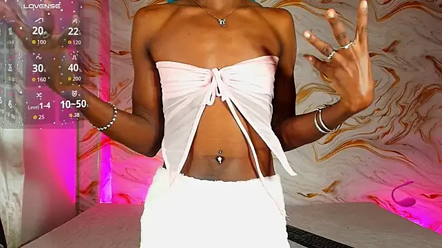EbonyHansNight Show in webcam
