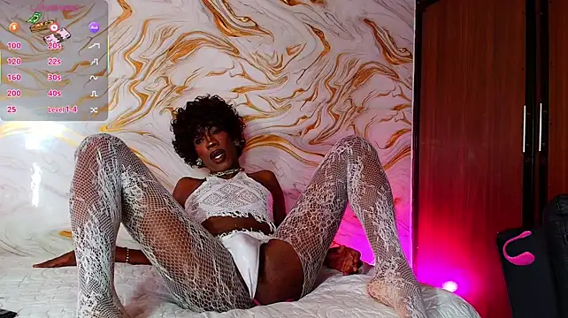 EbonyHansNight Webcamshow