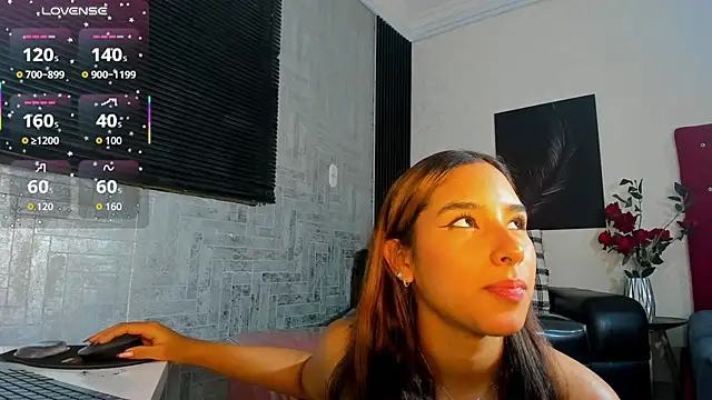Luciaoregon Chat XXX in diretta