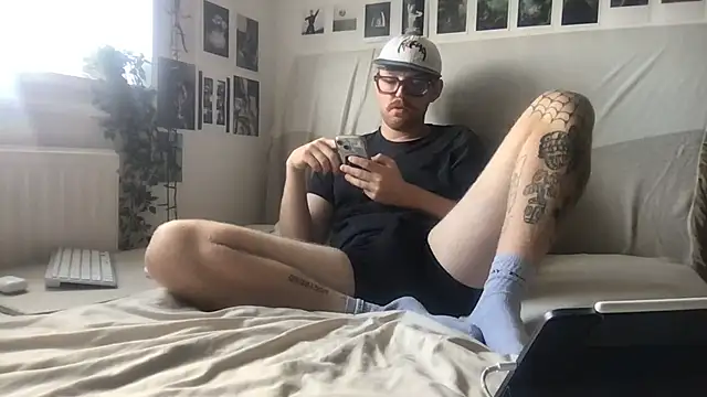 Angus80085 webcam show
