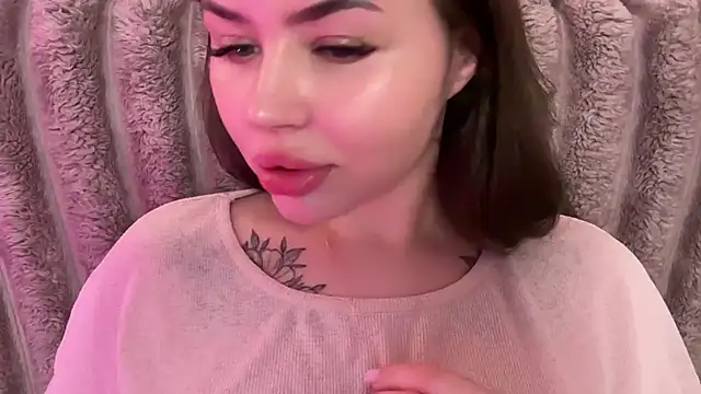 AlmaryKim Adlı Modelin Web Kamerası Şovu