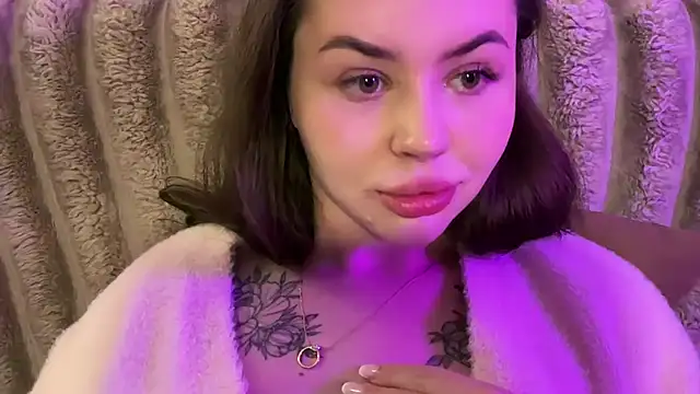 AlmaryKim Webcam-Show