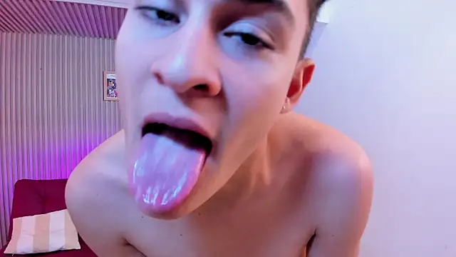 Cute_GirlW Webcam-Show