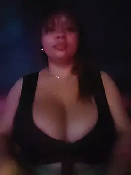 Evelyn__Vega1 Adlı Modelin Canlı XXX Sohbeti