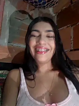 Show Webcam de Sweed-virgin-pussy