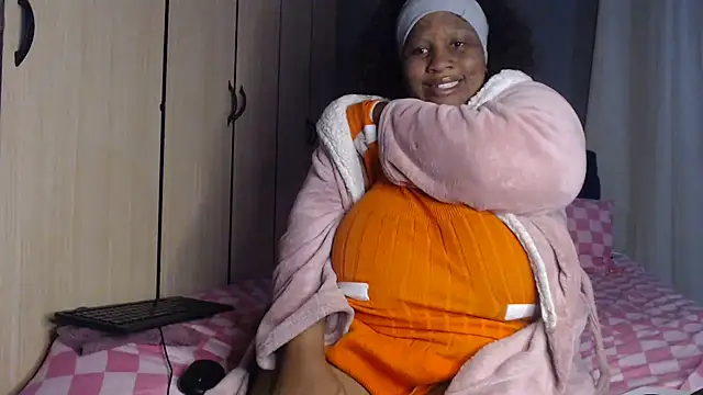 PIXIEBITCHXXX26 XXX чат на живо