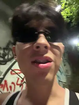Liam_Mossn Webbikameraesitys