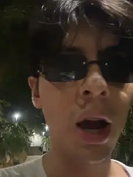 הופעת וובקאם של Liam_Moss