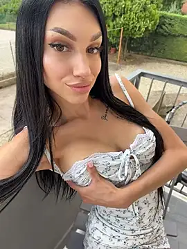 ilariea_girl Webcam show