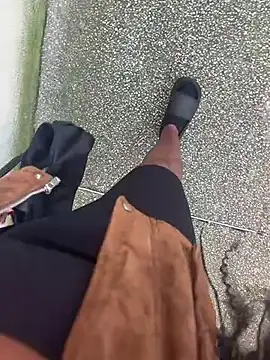 nanaisbackk webcam show