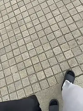 nanaisbackk Webcam-Show