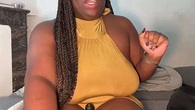 nanaisbackk's Webcam Show