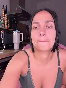 LaPetiteKim Live XXX-Chat