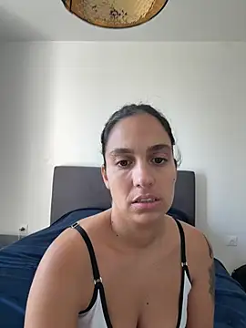 Živý XXX chat LaPetiteKim