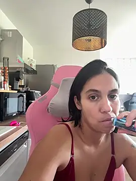 Show de LaPetiteKim na webcam