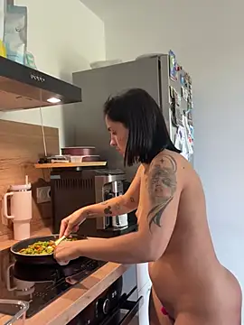 LaPetiteKim Show Webcam