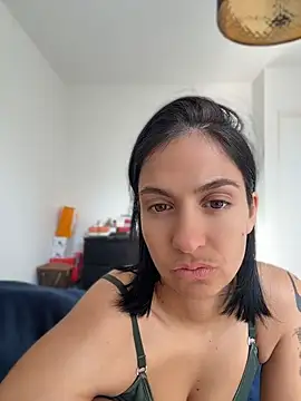 LaPetiteKim Adlı Modelin Web Kamerası Şovu