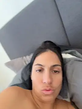 XXX chat uživo modela LaPetiteKim