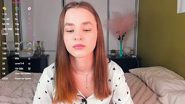 JinnyMcie Adlı Modelin Canlı XXX Sohbeti