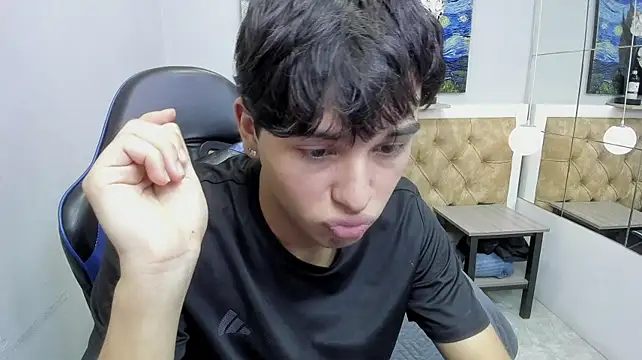 StiwenTwink Pertunjukan Webcam