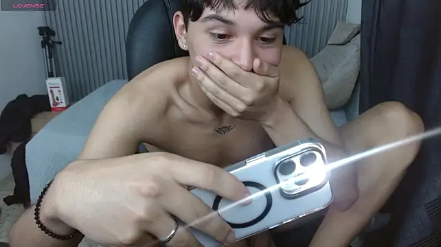 StiwenTwink Pertunjukan Webcam